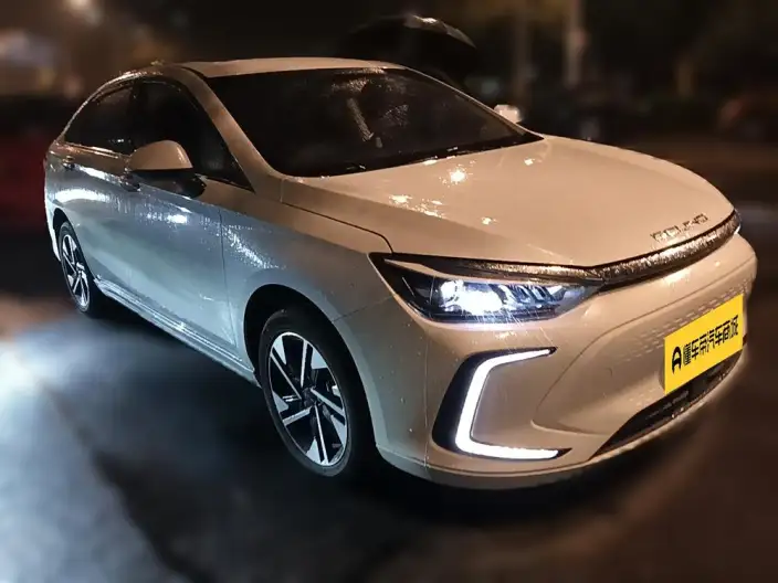BAIC EU5 PLUS 2021 Model R500 Premium Edition – фото 3