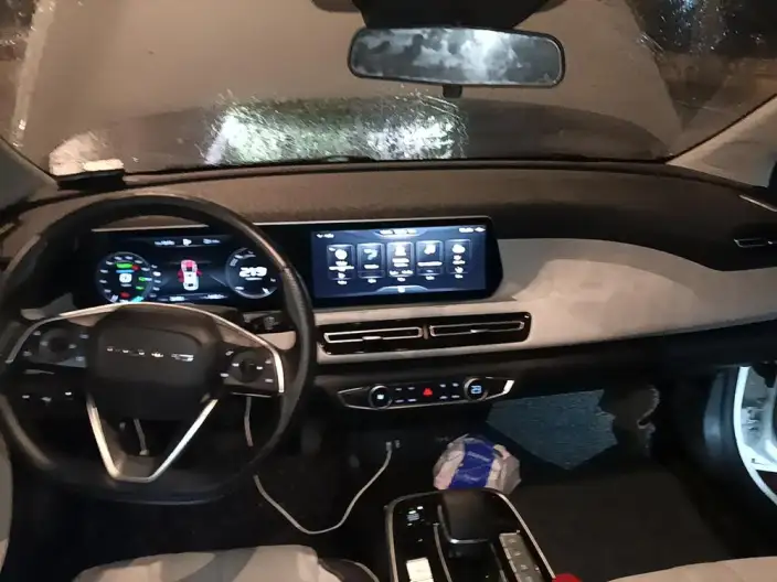 BAIC EU5 PLUS 2021 Model R500 Premium Edition – фото 5