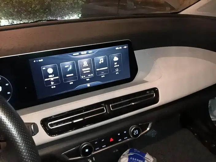 BAIC EU5 PLUS 2021 Model R500 Premium Edition – фото 8