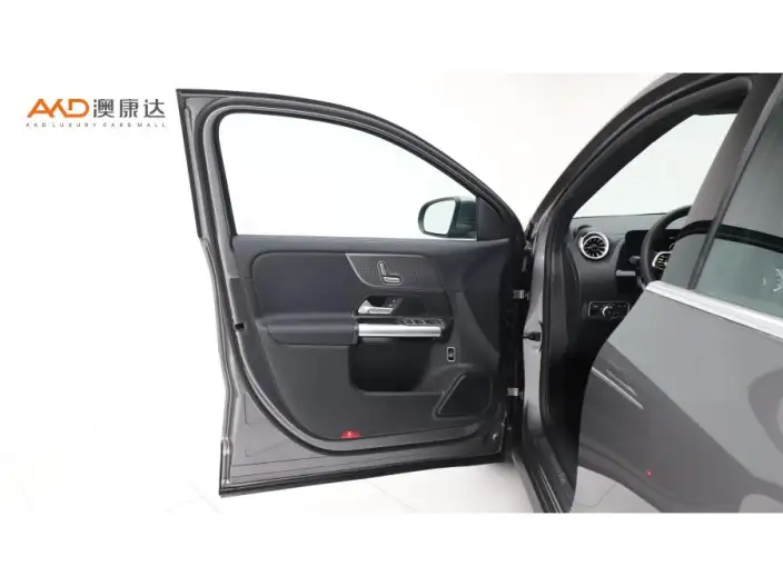Mercedes-Benz GLA 2023 Model GLA 220 – фото 9
