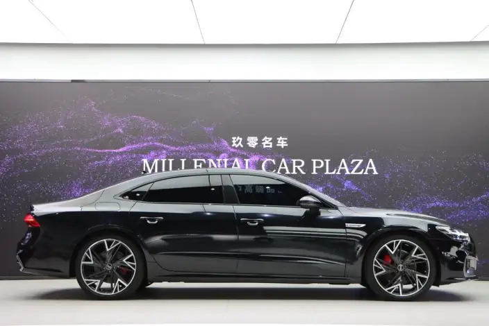 Audi A7 L 2024 Model 45 TFSI quattro S-line Shadow Warrior Edition – фото 7