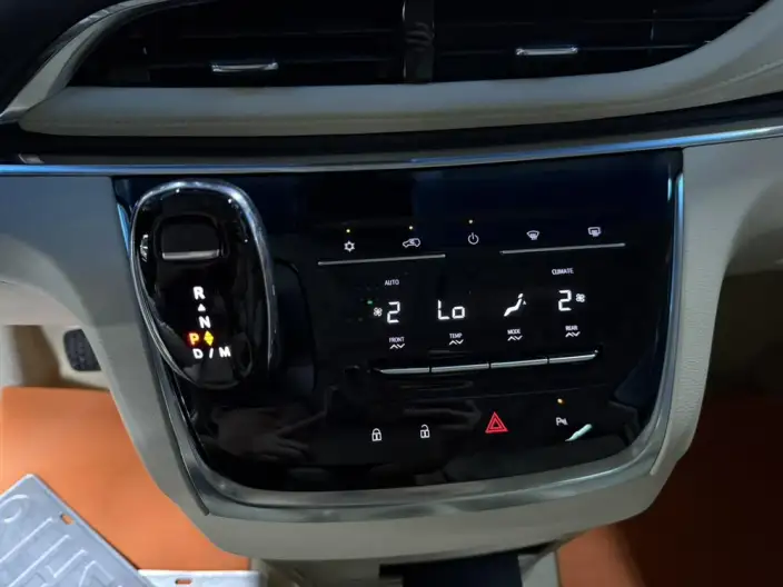 Buick GL8 2023 Model Business class 2.0T Luxury Model – фото 5