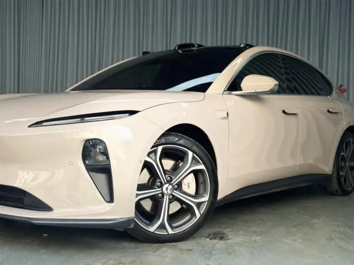 NIO ET5 2022 Model 75kWh – фото 6