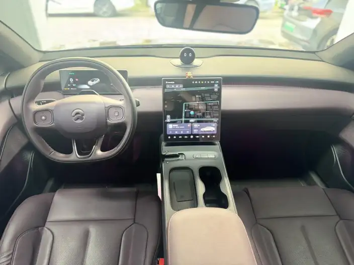 NIO ET5 2022 Model 75kWh – фото 7