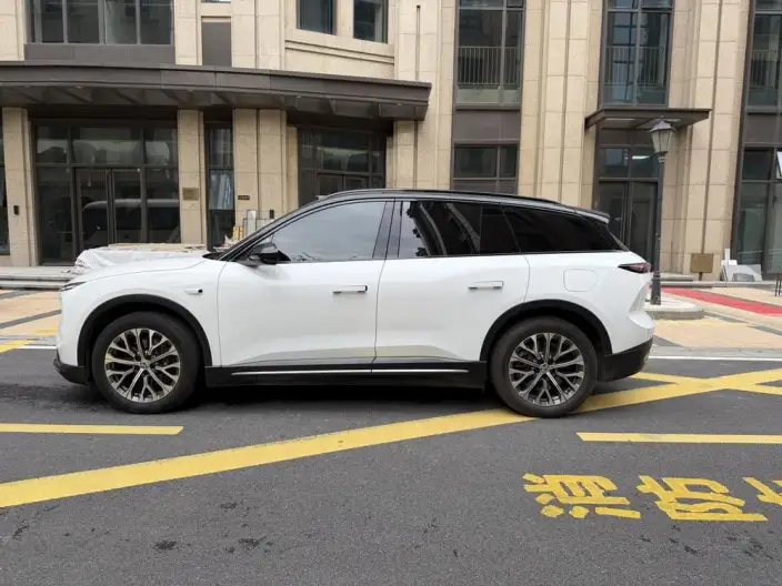 NIO ES6 2024 Model 75kWh – фото 4
