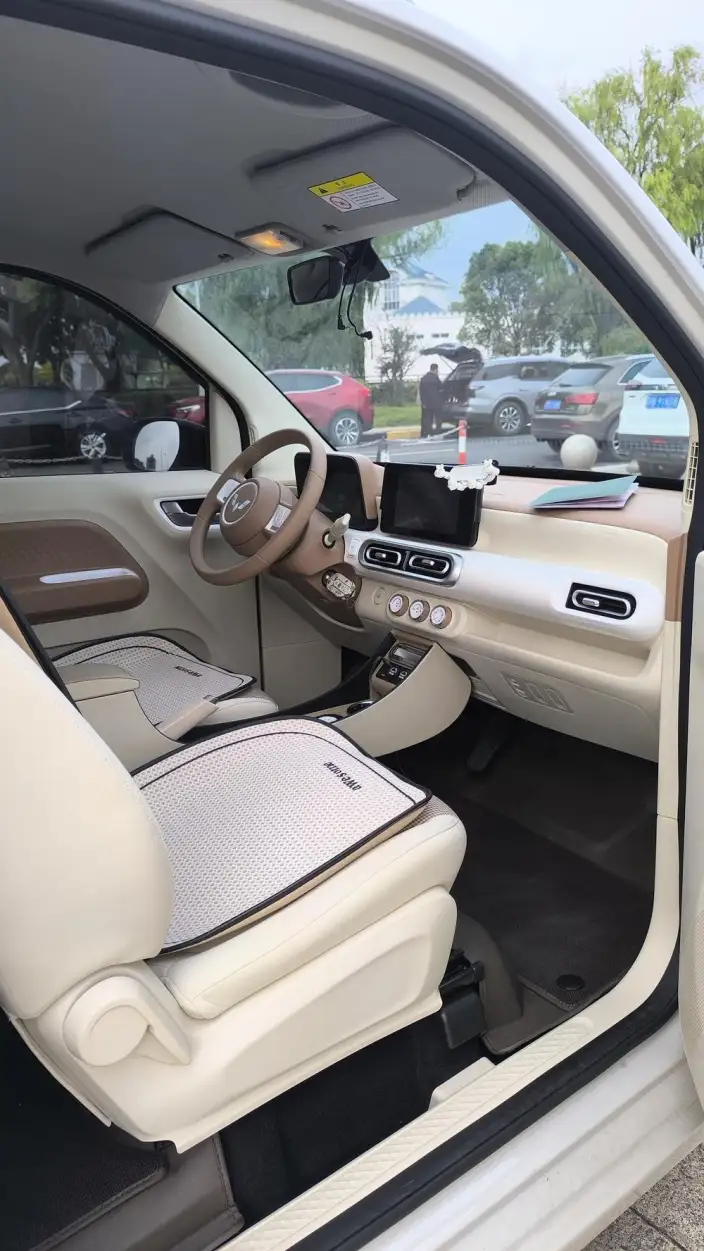 Wuling Hongguang MINIEV 2024 Model 215km Advanced version Lithium Iron Phosphate – фото 9