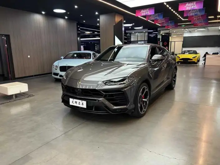 Urus 2021 Model 4.0T V8