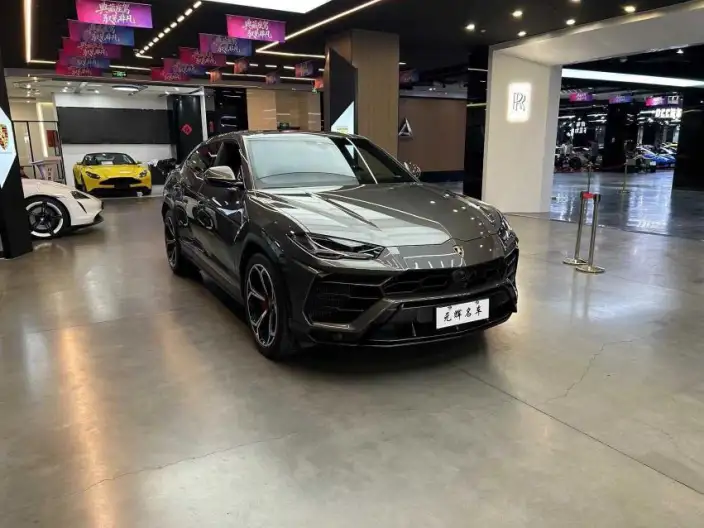 Urus 2021 Model 4.0T V8