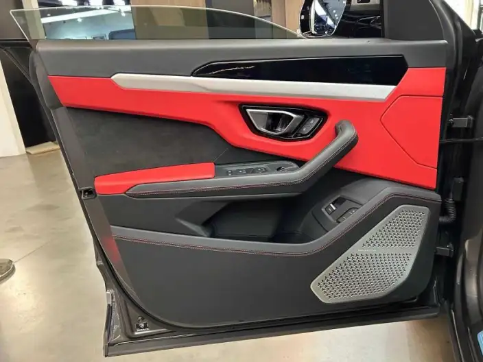 Urus 2021 Model 4.0T V8 – фото 7