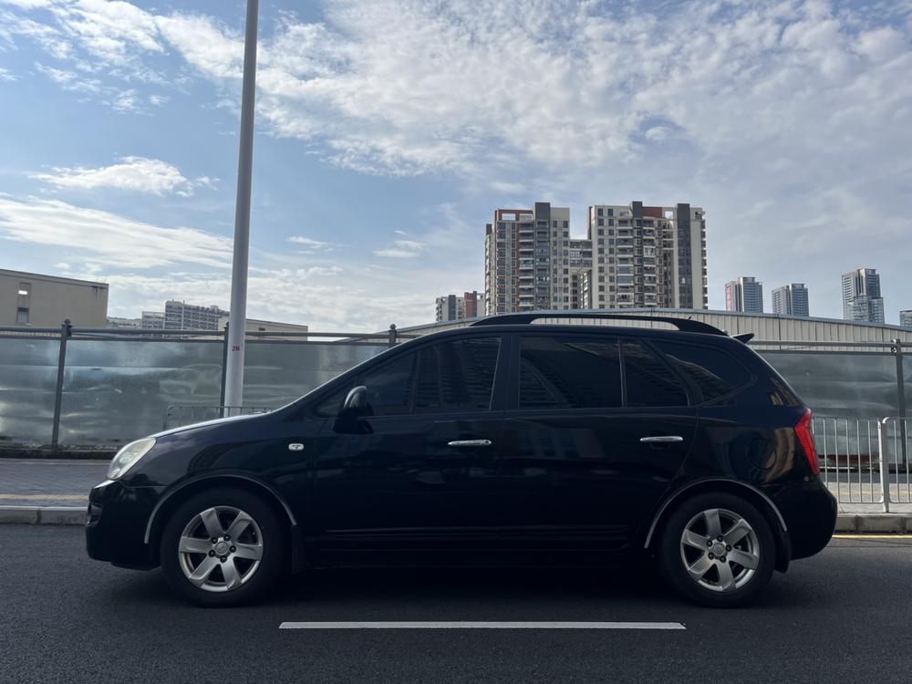 Kia Carens 2007 модификация 2.0L 7 seat Standard Edition – фото 4