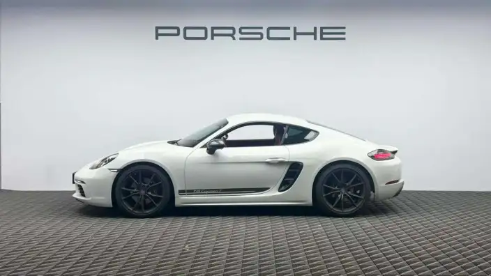 Porsche 718 2023 Model Cayman T – фото 4