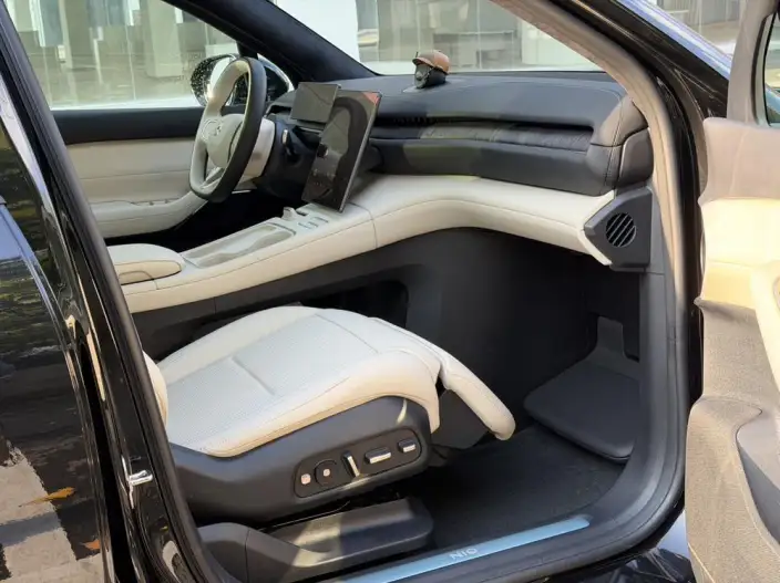 NIO ES6 2024 Model 75kWh – фото 7