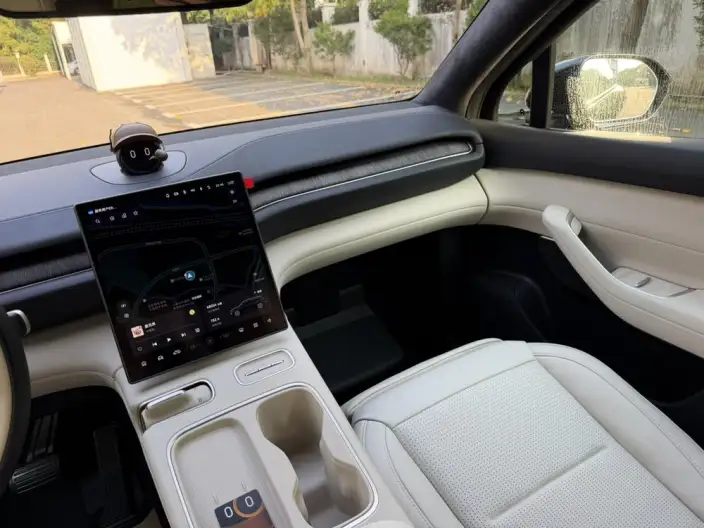 NIO ES6 2024 Model 75kWh – фото 9