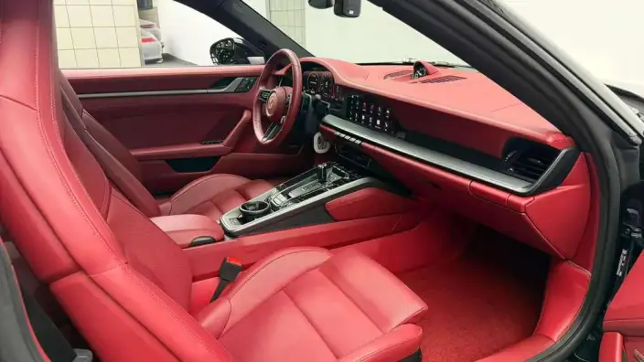 PORSCHE 911 2025 Model Carrera 3.0T – фото 10