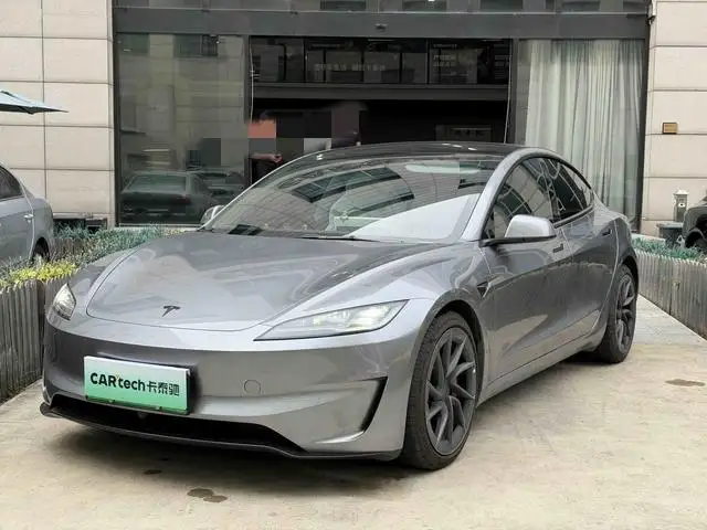Model 3 2025 Model High performance All-wheel drive version – фото 1