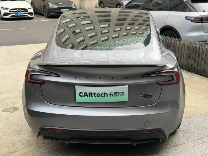 Model 3 2025 Model High performance All-wheel drive version – фото 3