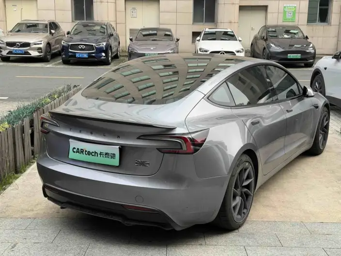 Model 3 2025 Model High performance All-wheel drive version – фото 4