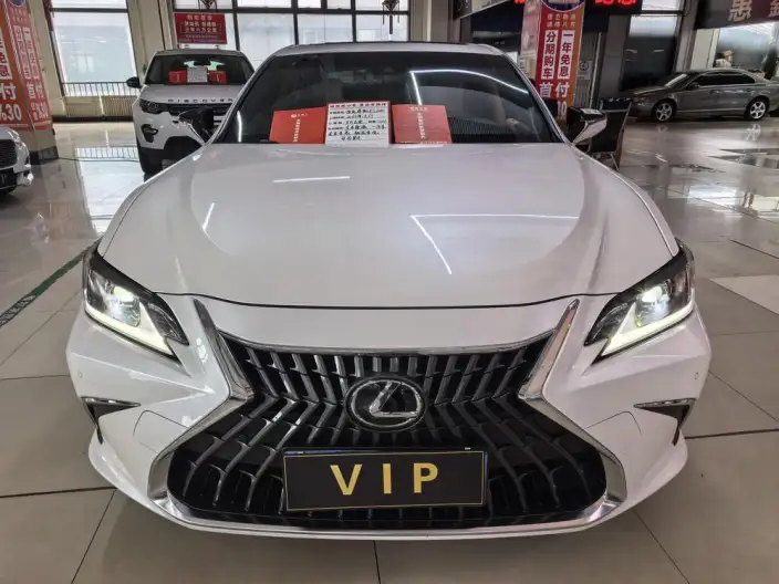 Lexus ES 2022 Model 200 Superior Edition