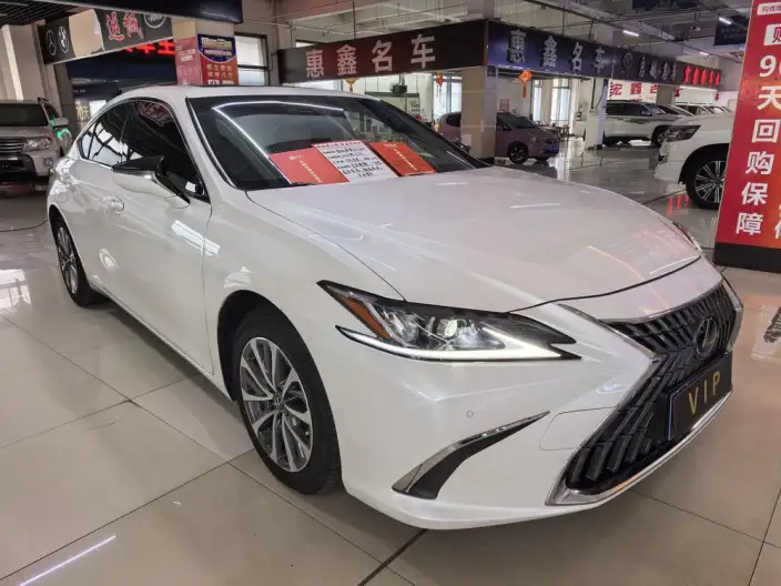 Lexus ES 2022 Model 200 Superior Edition