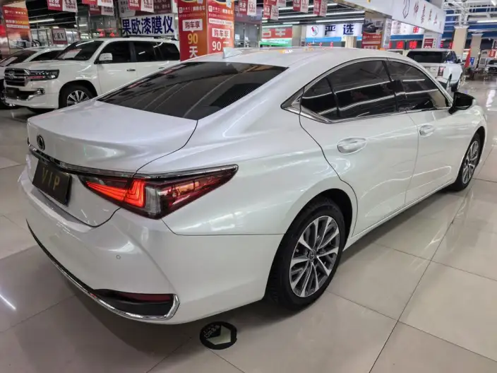 Lexus ES 2022 Model 200 Superior Edition – фото 6