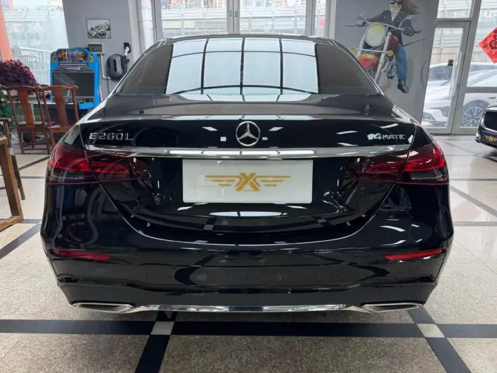 Mercedes-Benz E-Class 2023 Model E 260 L 4MATIC sedan – фото 5