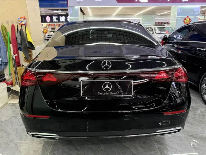 Mercedes-Benz E-Class 2024 Model E 300 L Luxury Model sedan – фото 5