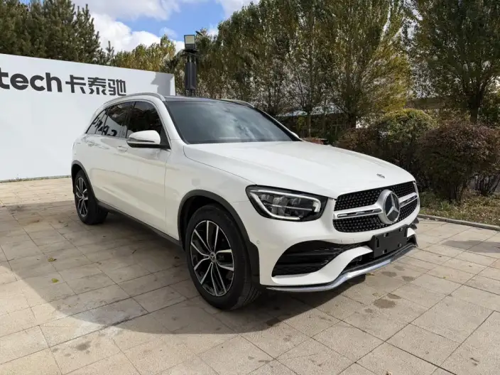 Mercedes-Benz GLC 2022 Model Facelift GLC 260 L 4MATIC Luxury Model – фото 3