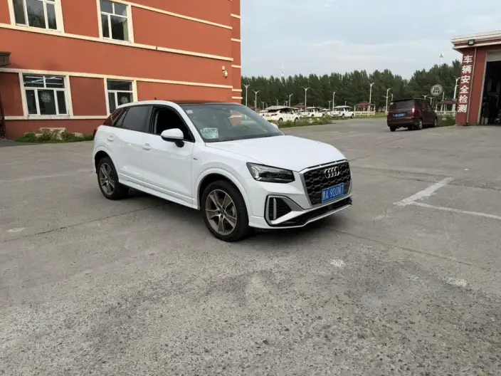 AUDI Q2L 2022 Model 35 TFSI Fashion Dynamic Model – фото 3