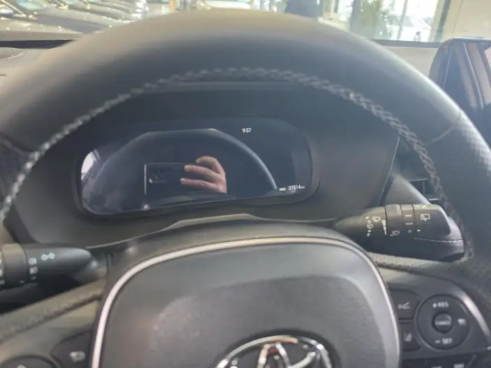Toyota RAV4 2023 Model Intelligent Hybrid 2.5L E-CVT 2WD Elite Edition – фото 8