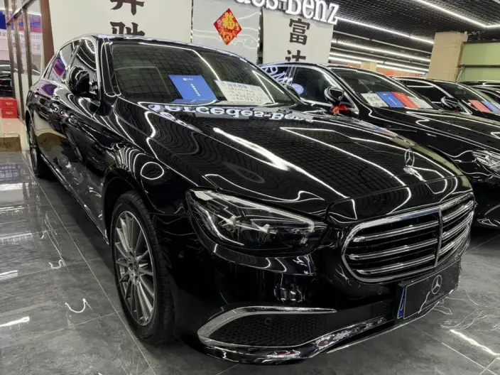 Mercedes-Benz E-Class 2022 Model Facelift E 260 L sedan – фото 3