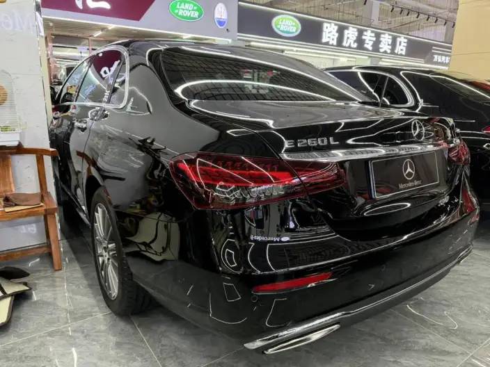 Mercedes-Benz E-Class 2022 Model Facelift E 260 L sedan – фото 4