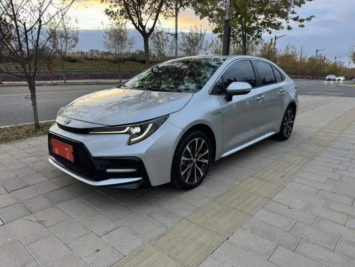 Toyota Levin 2022 Model Hybrid 1.8H E-CVT Sports Edition – фото 1