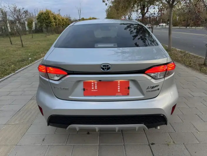 Toyota Levin 2022 Model Hybrid 1.8H E-CVT Sports Edition – фото 5