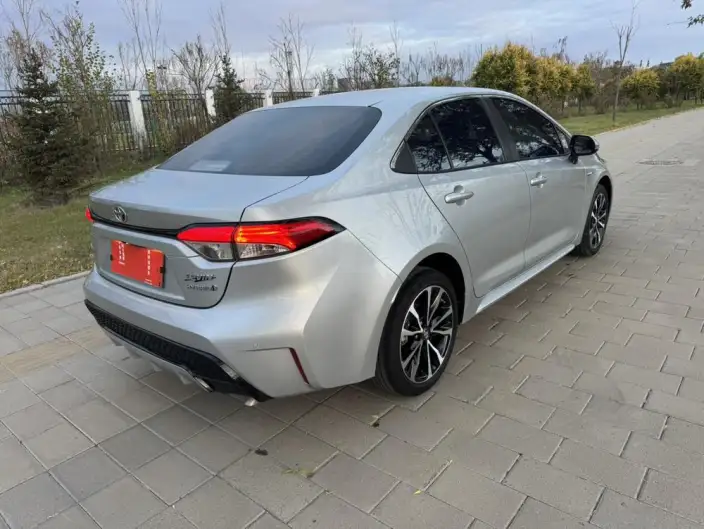 Toyota Levin 2022 Model Hybrid 1.8H E-CVT Sports Edition – фото 6