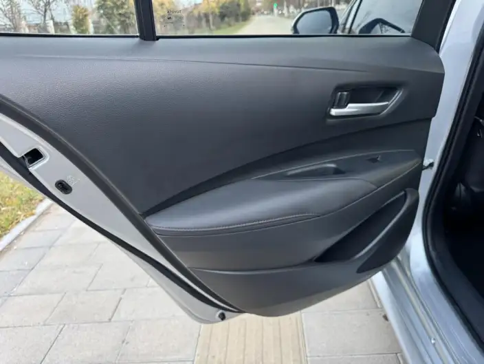 Toyota Levin 2022 Model Hybrid 1.8H E-CVT Sports Edition – фото 7