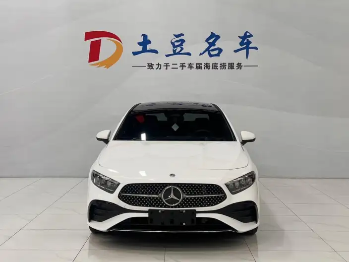 Mercedes-Benz A-class 2023 Model A 180 L – фото 2