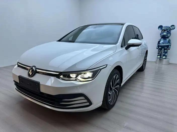 Volkswagen Golf 2021 Model 280TSI DSG Pro – фото 1