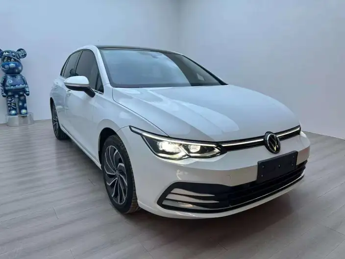 Volkswagen Golf 2021 Model 280TSI DSG Pro – фото 3
