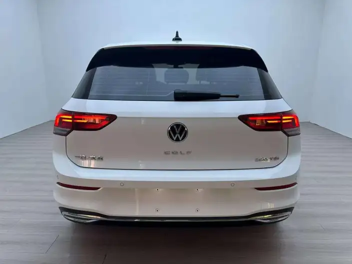 Volkswagen Golf 2021 Model 280TSI DSG Pro – фото 5