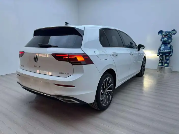 Volkswagen Golf 2021 Model 280TSI DSG Pro – фото 6