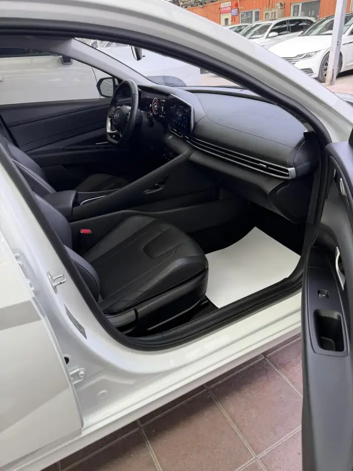 Hyundai Ioniq 2022 Model 1.5L CVT LUX Premium Edition – фото 7