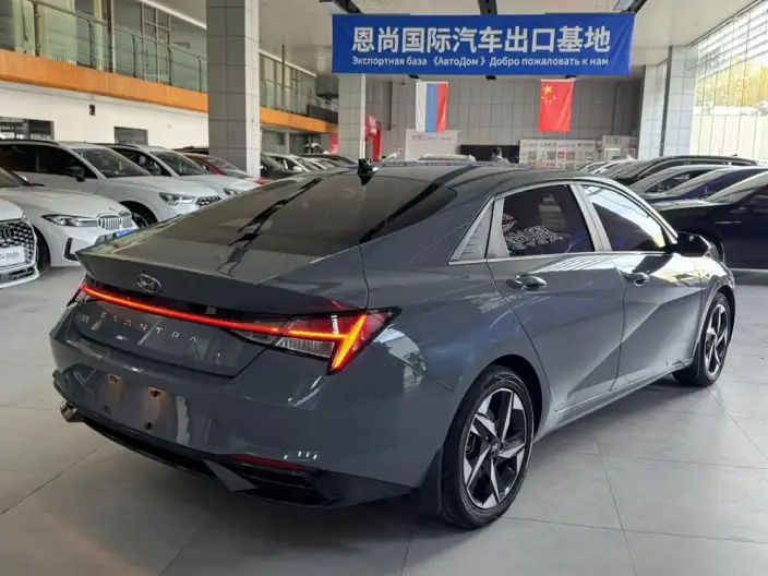 Hyundai Ioniq 2022 Model 1.5L CVT LUX Premium Edition – фото 4