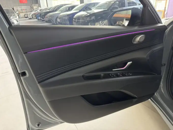 Hyundai Ioniq 2022 Model 1.5L CVT LUX Premium Edition – фото 7