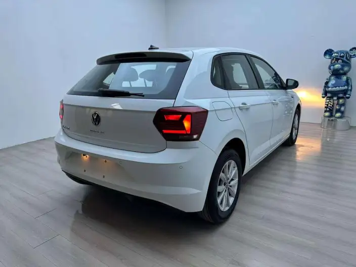 Polo 2023 Model Plus 1.5L Automatic Colorful Technology Version – фото 6