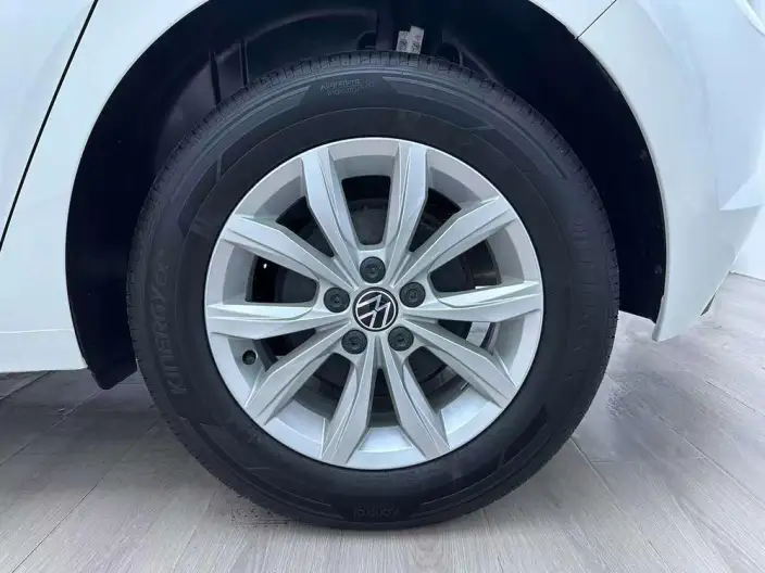 Polo 2023 Model Plus 1.5L Automatic Colorful Technology Version – фото 7