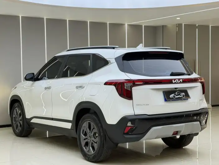 Kia Seltos 2023 Model 1.5L IVT Deluxe Edition