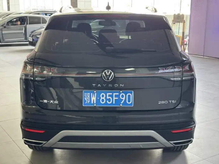 Volkswagen Tayron 2023 Model 280TSI 2WD Luxury Plus Advanced version – фото 3