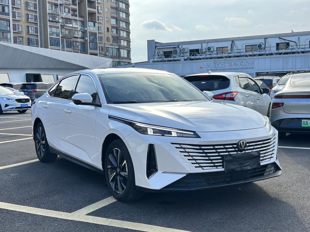 Changan Eado 2025 модификация 1.5T DCT 500Bar Prestige – фото 3