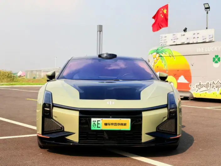 HiPhi Z 2023 Model 5 seat Edition