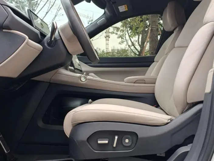 NIO ES8 2024 Model 75kWh – фото 9